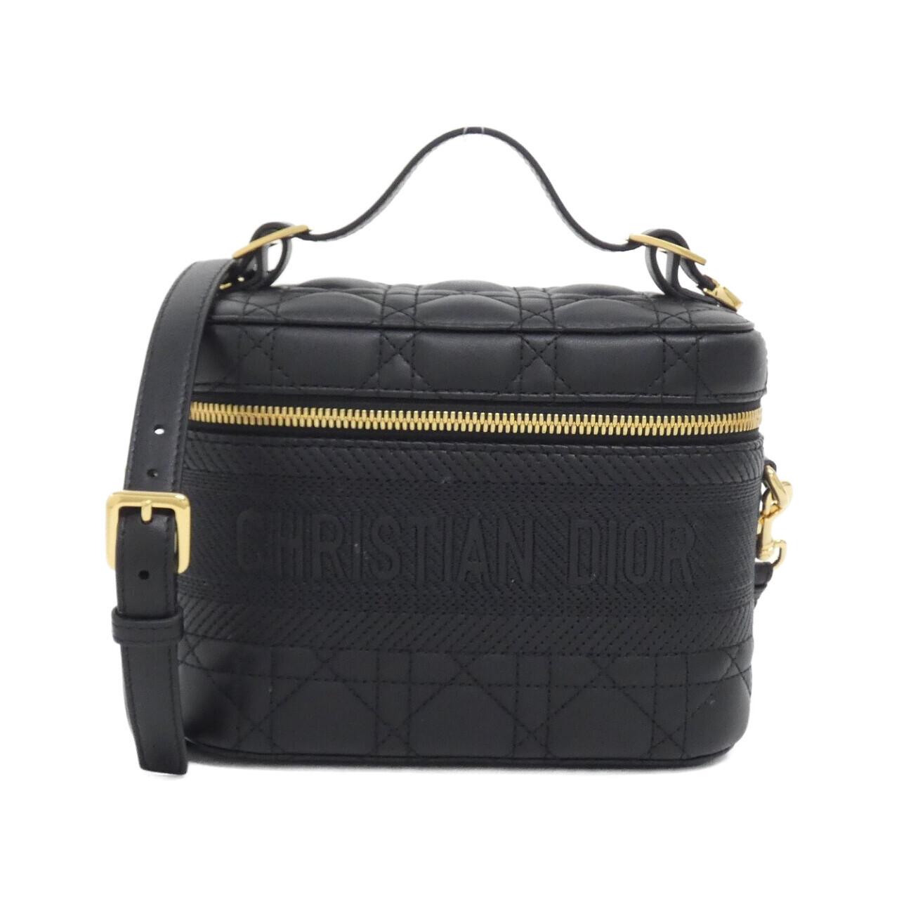 Travel Vanity-Dior | MOLTS