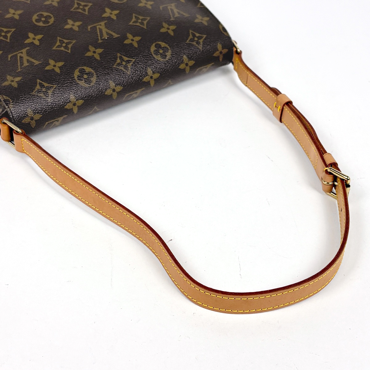ルイ・ヴィトン Louis Vuitton ミュゼット タンゴ ショート 肩掛け