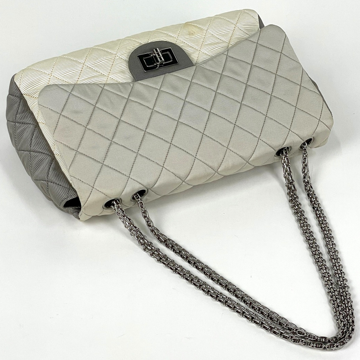 シャネル CHANEL 2.55ライン チェーン ショルダーバッグ Wチェーン