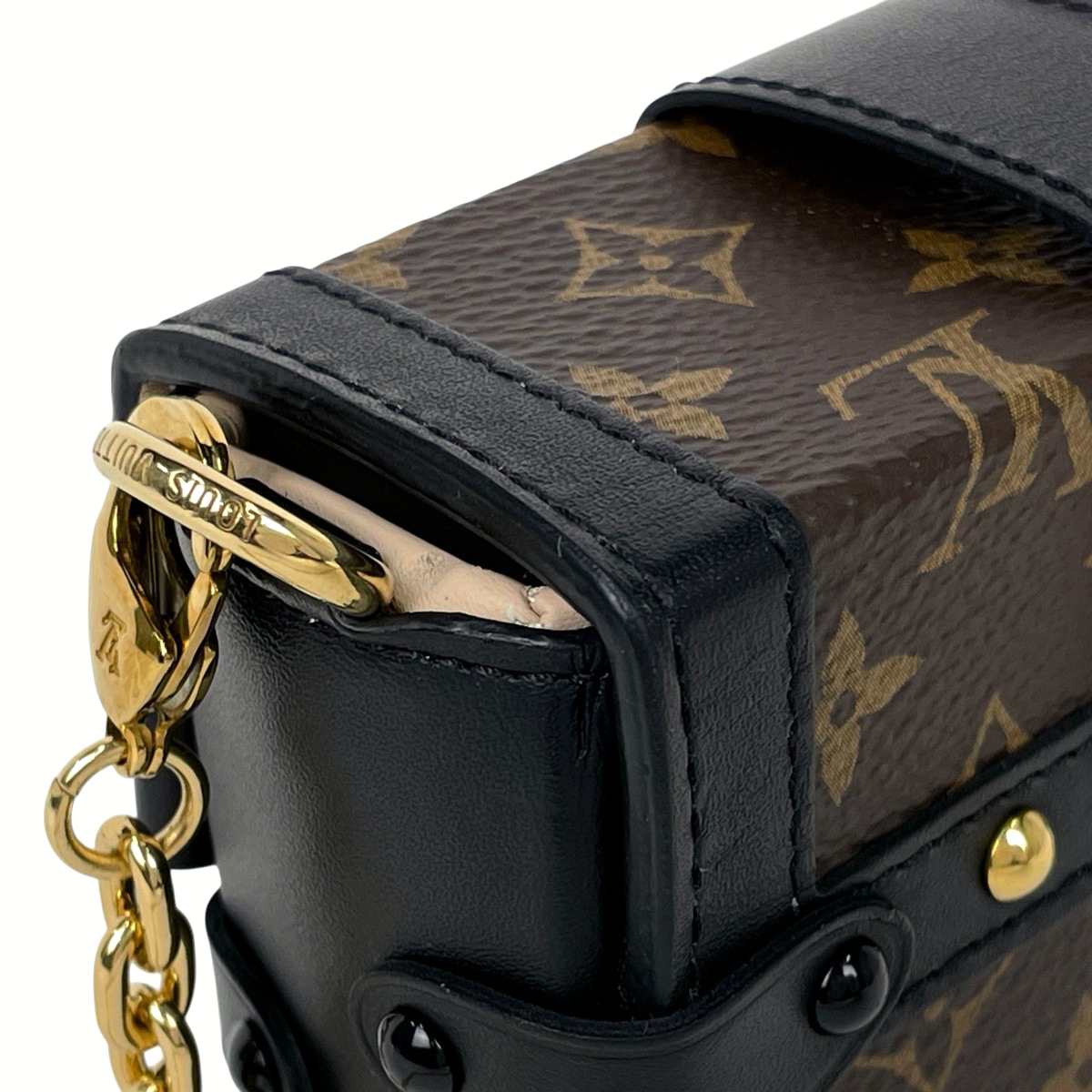 ルイヴィトンショルダーポーチ付き ルイ・ヴィトン Louis Vuitton エッセンシャル トランク チェーン