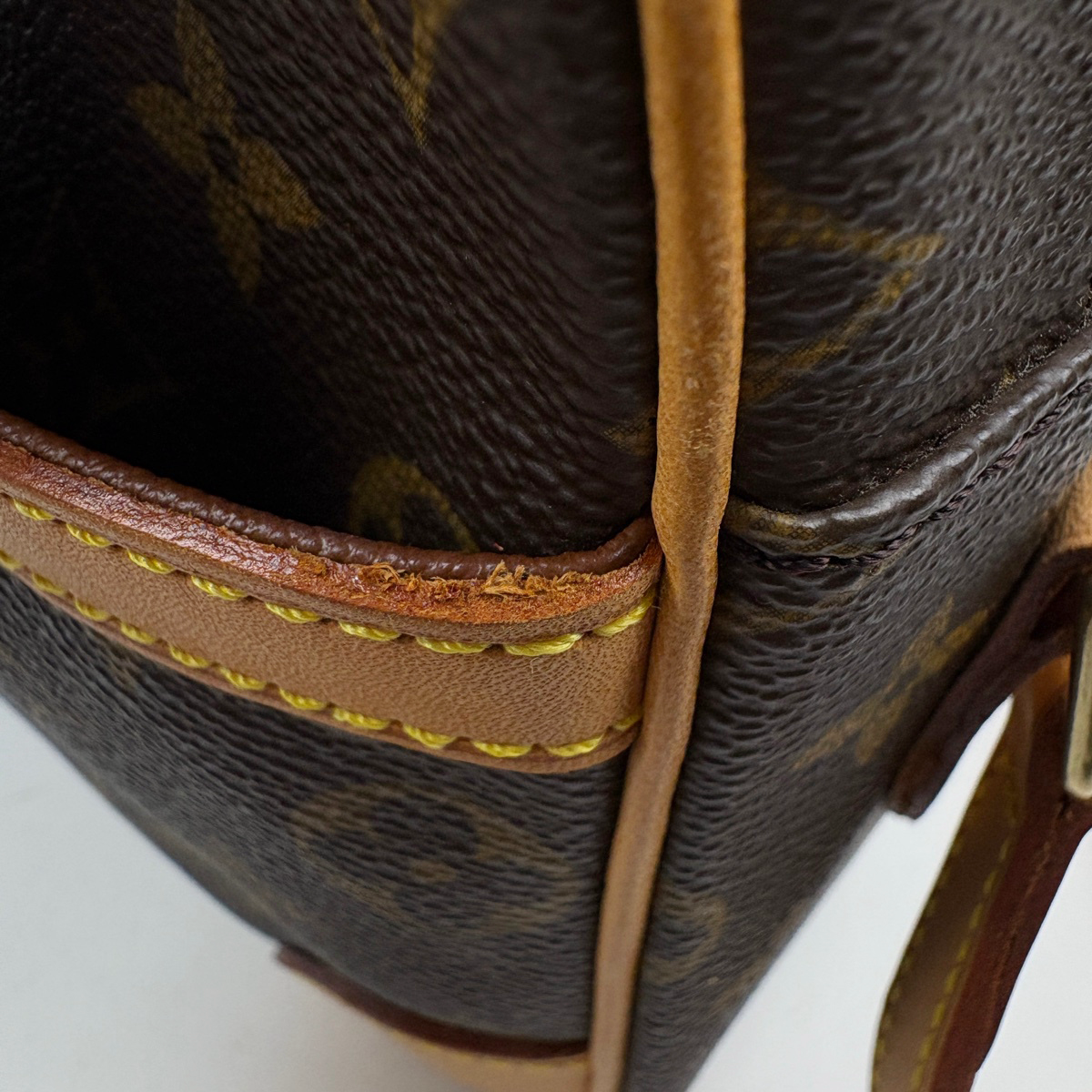 ルイ・ヴィトン Louis Vuitton トロカデロ27 ショルダーバッグ