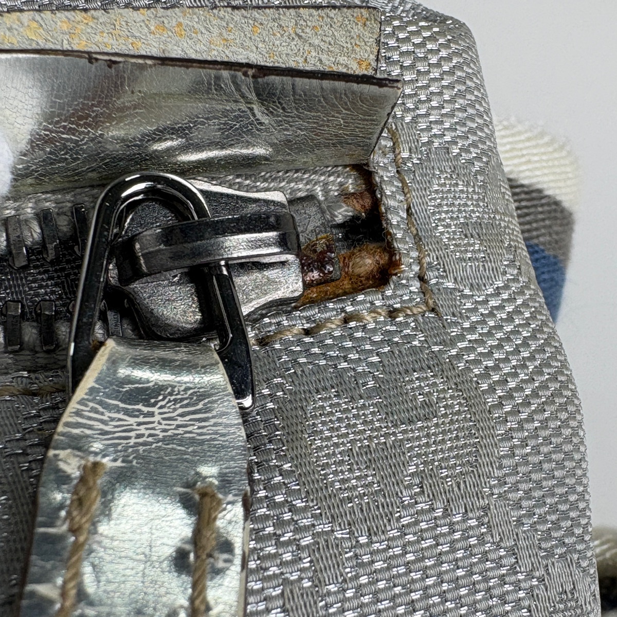 GUCCI ウエストポーチ ボディバッグ GG柄 キャンバス GUCCIグッチウエストポーチGG柄バックベージュキャンバスボディバック