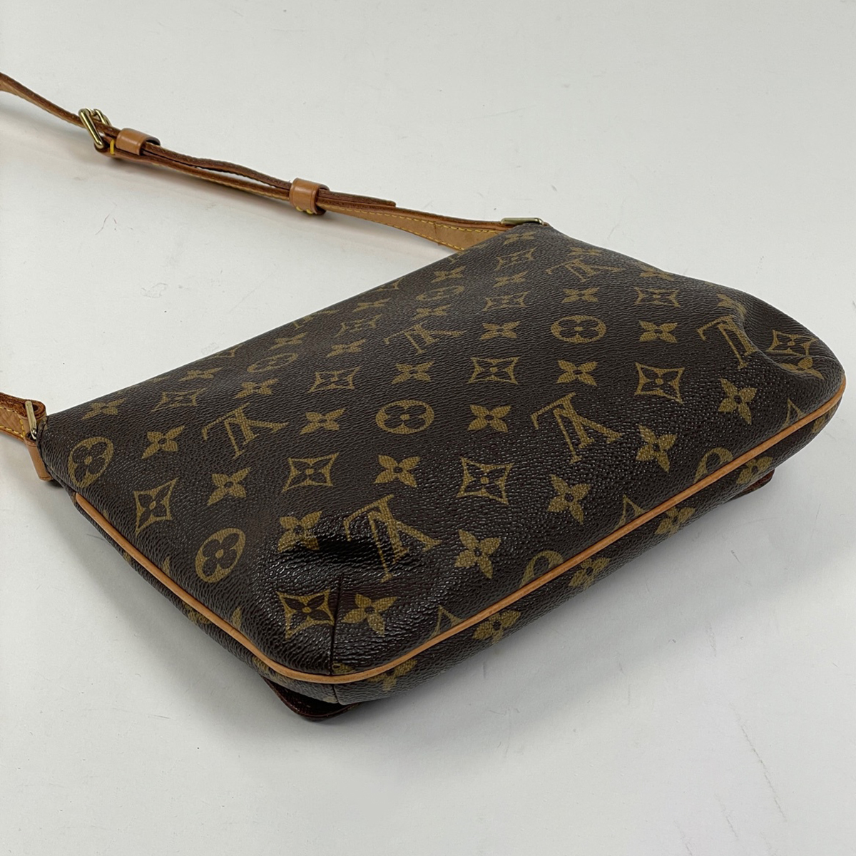 ルイ・ヴィトン Louis Vuitton ミュゼット タンゴ ショート 肩掛け