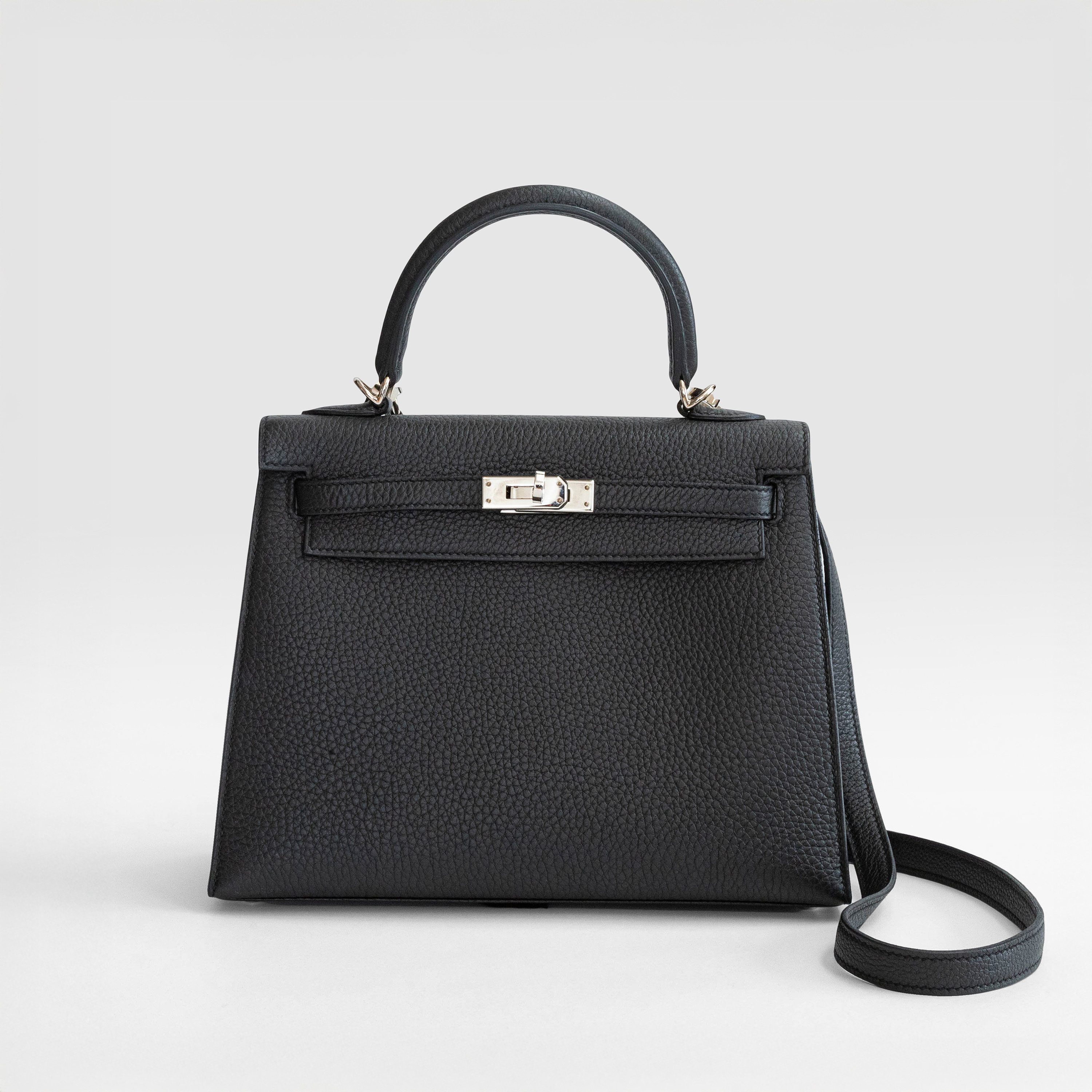 エルメス ケリー 25 ノアール、トゴ、シルバー金具 | MOLTS