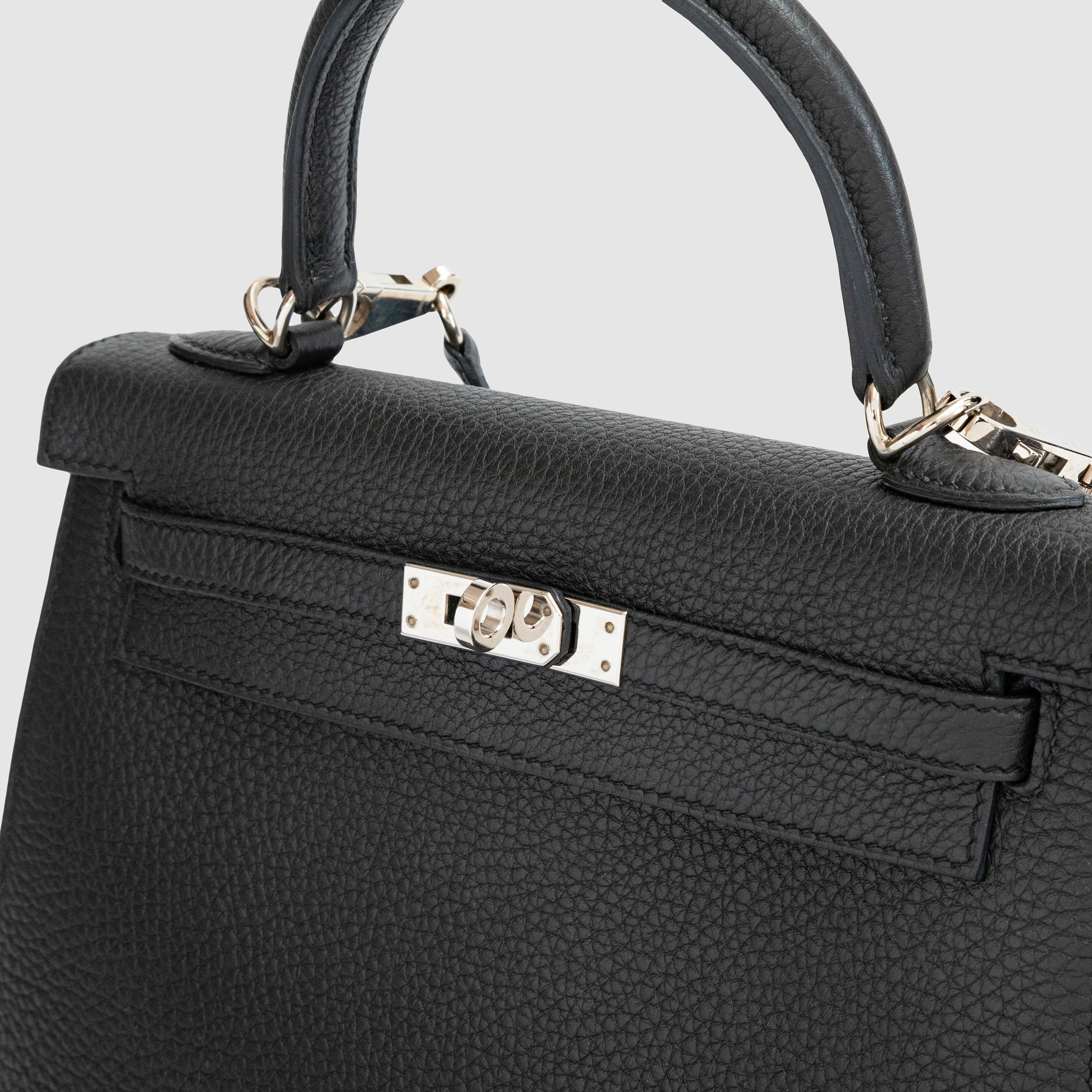 エルメス ケリー 25 ノアール、トゴ、シルバー金具 | MOLTS