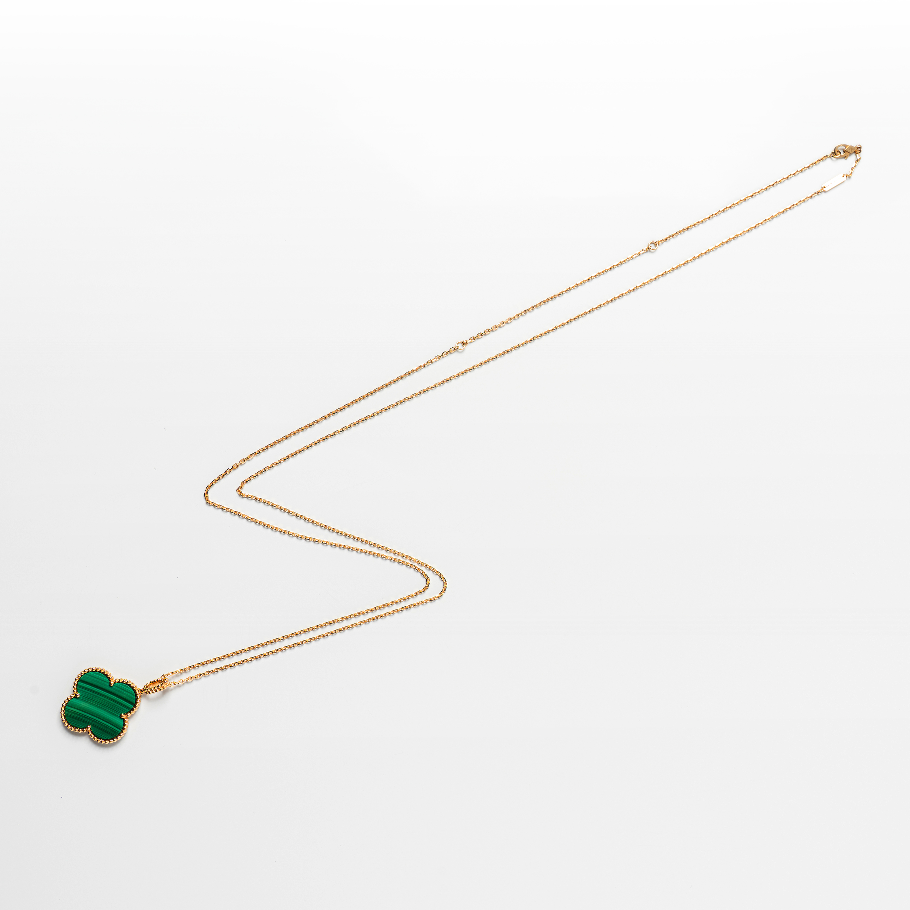 ヴァン クリーフ＆アーペル マジック アルハンブラ ネックレス 18K