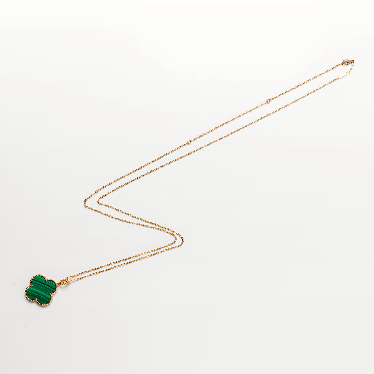 ヴァン クリーフ＆アーペル マジック アルハンブラ ネックレス 18K