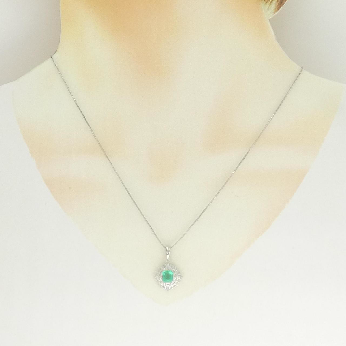PT900/PT850 エメラルド ネックレス 0.725CT - Used A (270-004-346 
