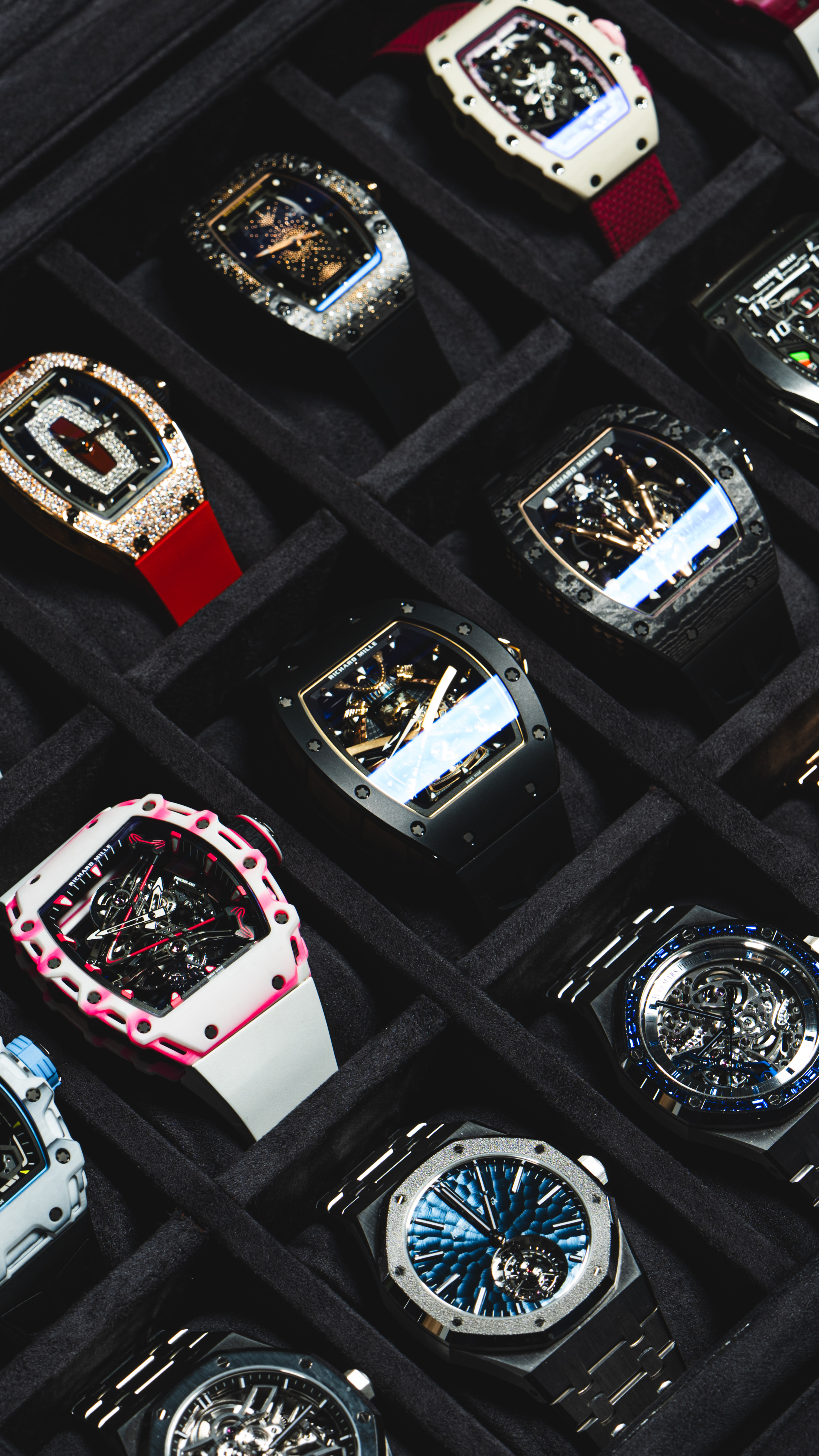 時計愛好家が憧れる希少な至高のコレクションを初公開 | MOLTS