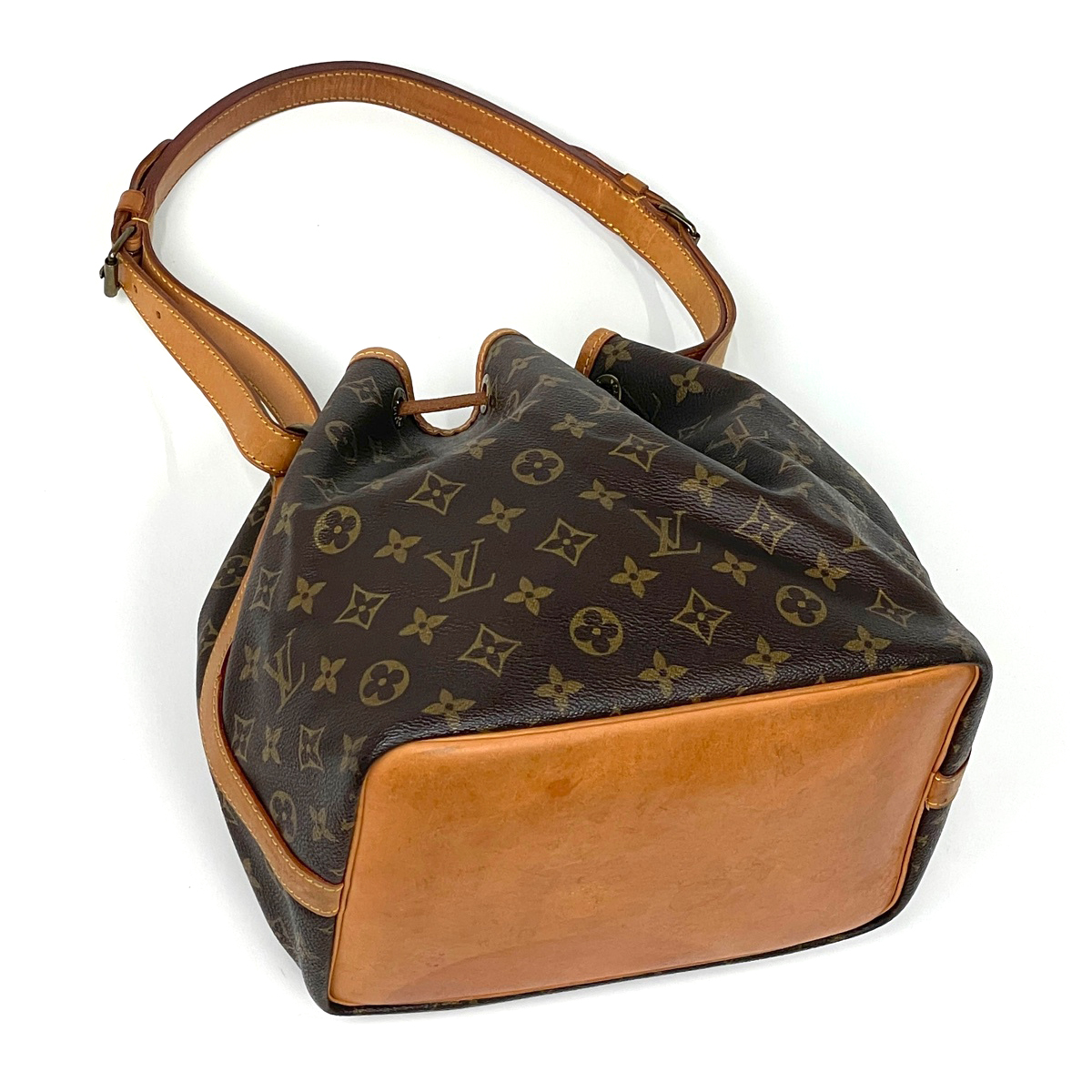 ルイヴィトン モノグラム プチ ノエ ショルダーバッグ 巾着 茶 M42226 LOUIS VUITTON】ルイヴィトン『モノグラム プチ ノエ』M42226