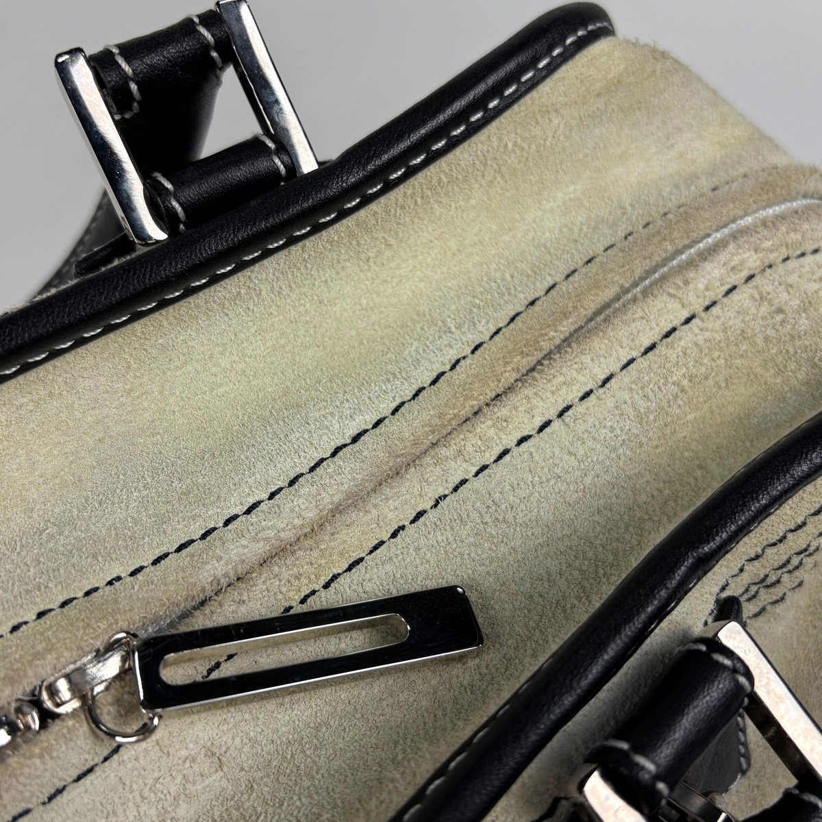 ロエベ LOEWE アマソナ28 アナグラム ロゴ ハンドバッグ スエード