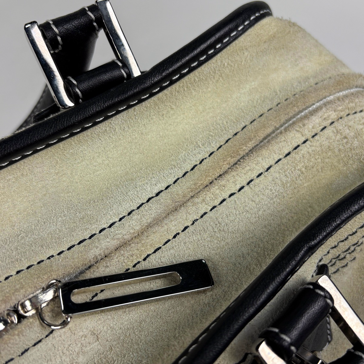 ロエベ LOEWE アマソナ28 アナグラム ロゴ ハンドバッグ スエード