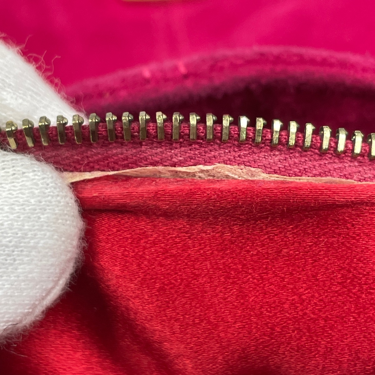 フェンディ FENDI ズッカ柄 ショルダーバッグ マンマバゲット スエード