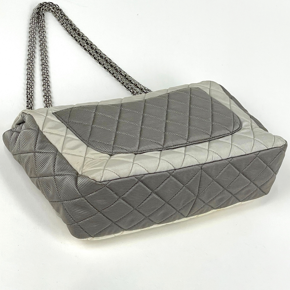 シャネル CHANEL 2.55ライン チェーン ショルダーバッグ Wチェーン