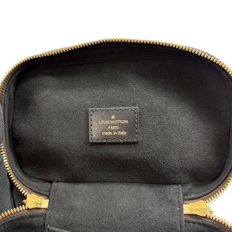 ルイ・ヴィトン LOUIS VUITTON ヴァニティNV PM M45165 ショルダー