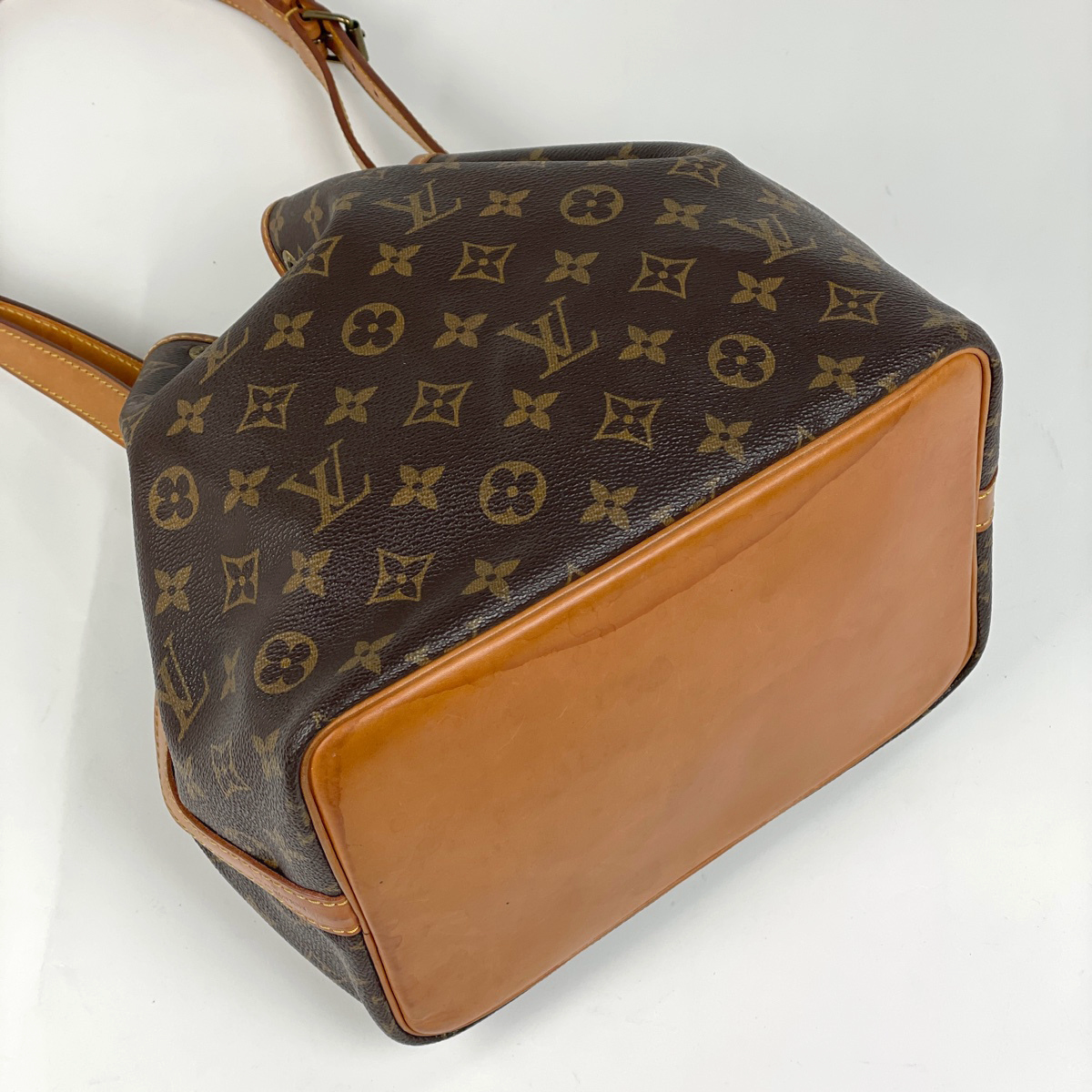 ルイ・ヴィトン Louis Vuitton プチ ノエ ワンショルダー 肩掛け 巾着