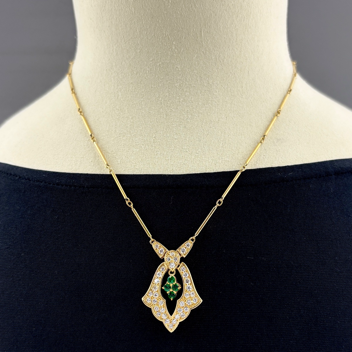 ポーラ POLA エメラルド デザインネックレス YG イエローゴールド