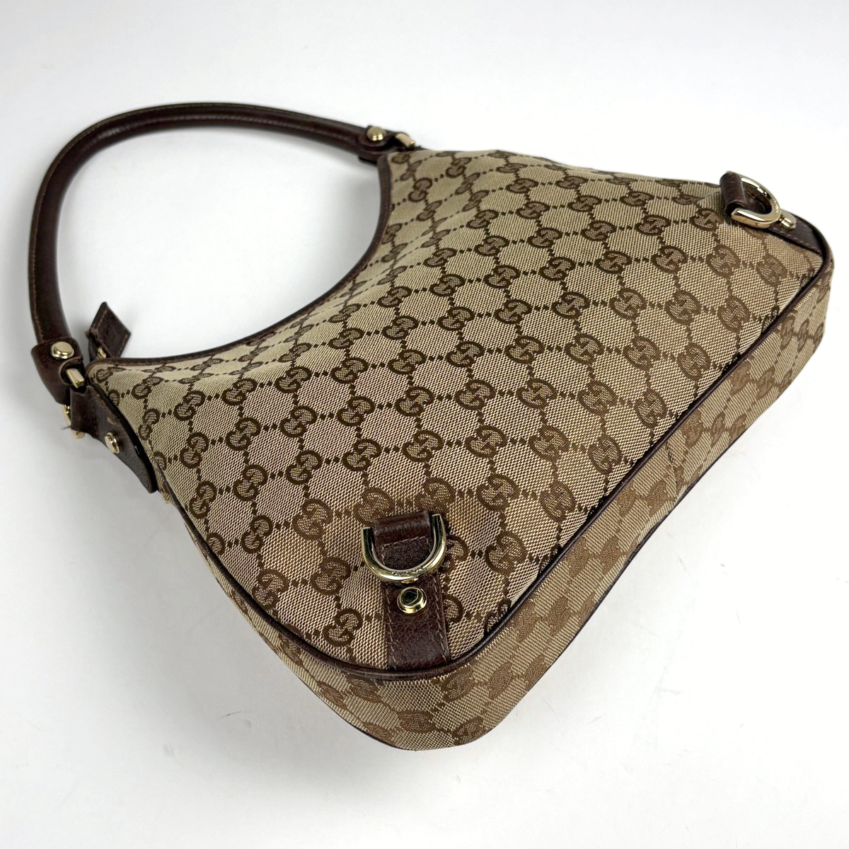 【美品】グッチ ハンドバッグ ワンショルダー ベージュ ナイロン GG柄 美品】グッチ ハンドバッグ ワンショルダー ベージュ ナイロン GG柄