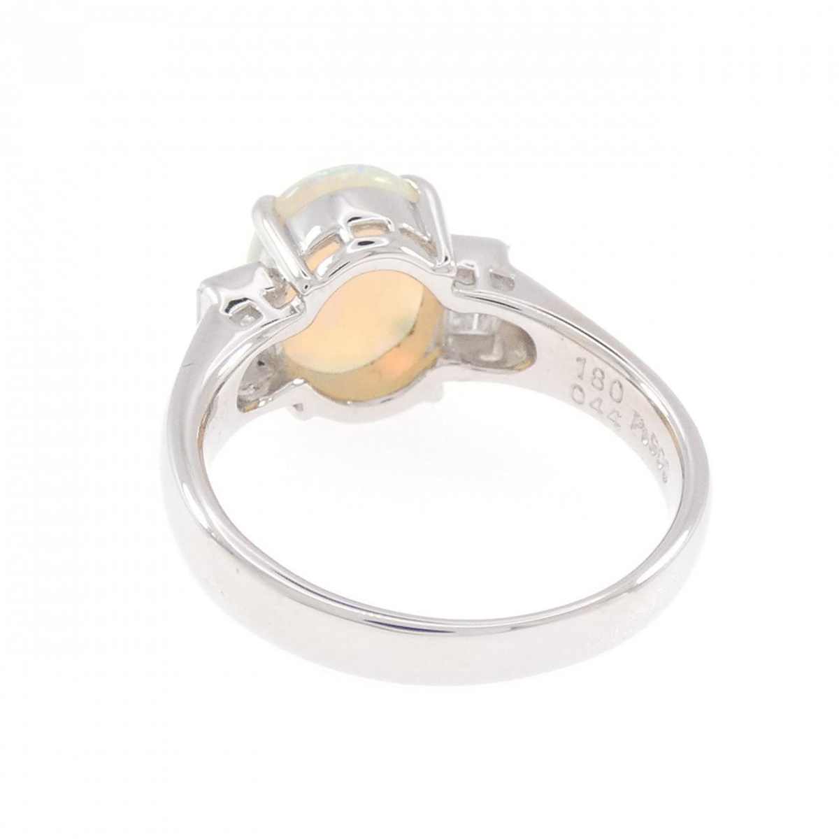 PT900 オパール リング 1.80CT - Used A (230-000-501-0973) | MOLTS