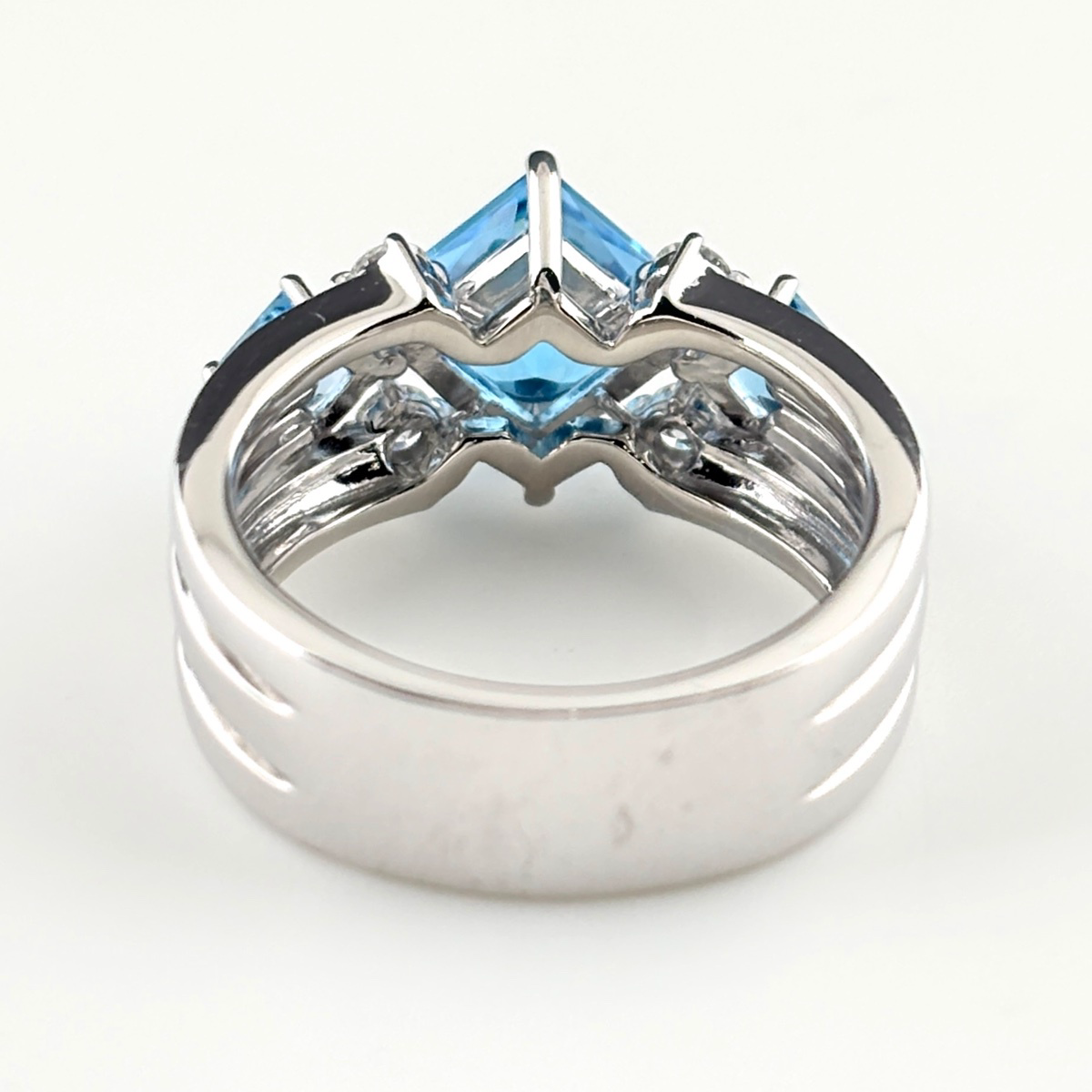 タサキ TASAKI ブルートパーズ リング WG ホワイトゴールド 指輪 