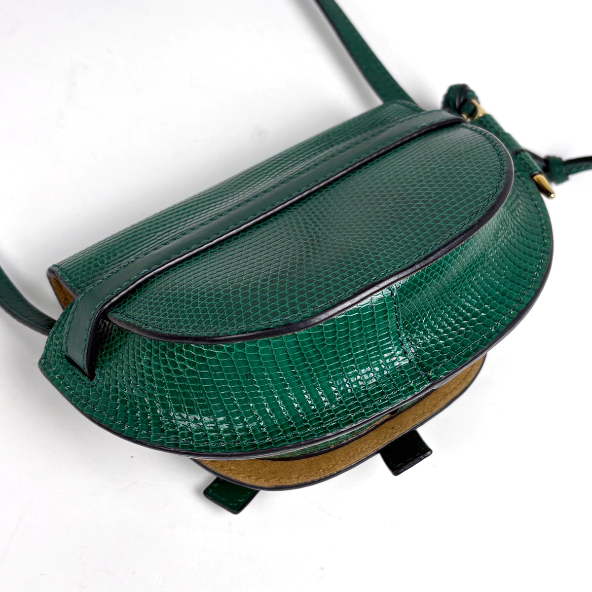 LOEWE ロエベ ショルダーバッグ ナッパレザー グリーン カーキ 本革 LOEWE ロエベ ショルダーバッグ ナッパレザー グリーン カーキ 本革