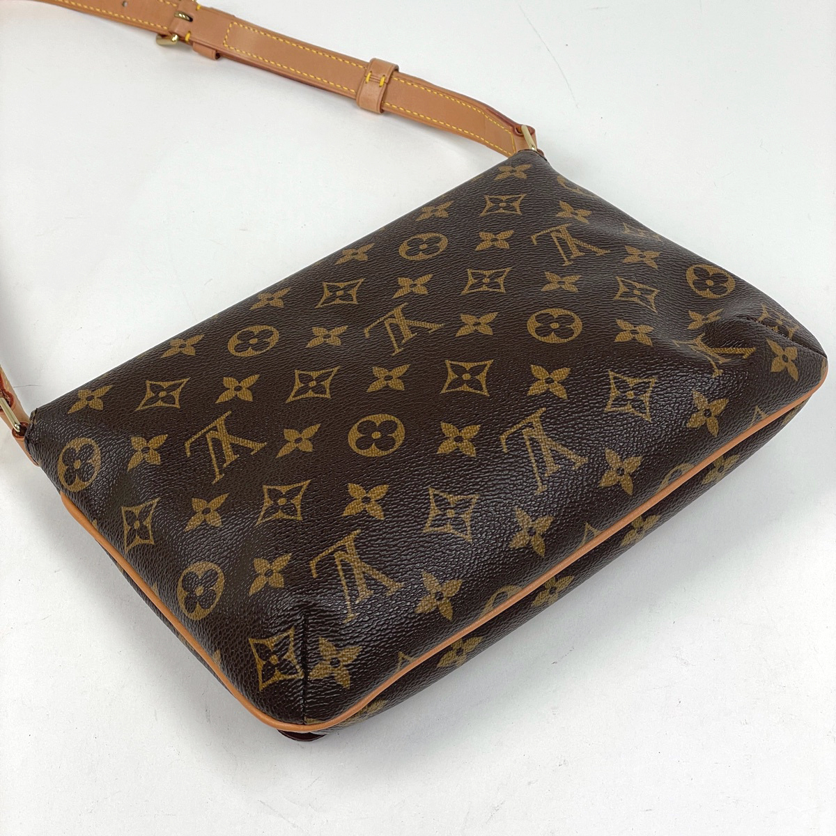 ルイ・ヴィトン Louis Vuitton ミュゼット タンゴ ショルダーバッグ
