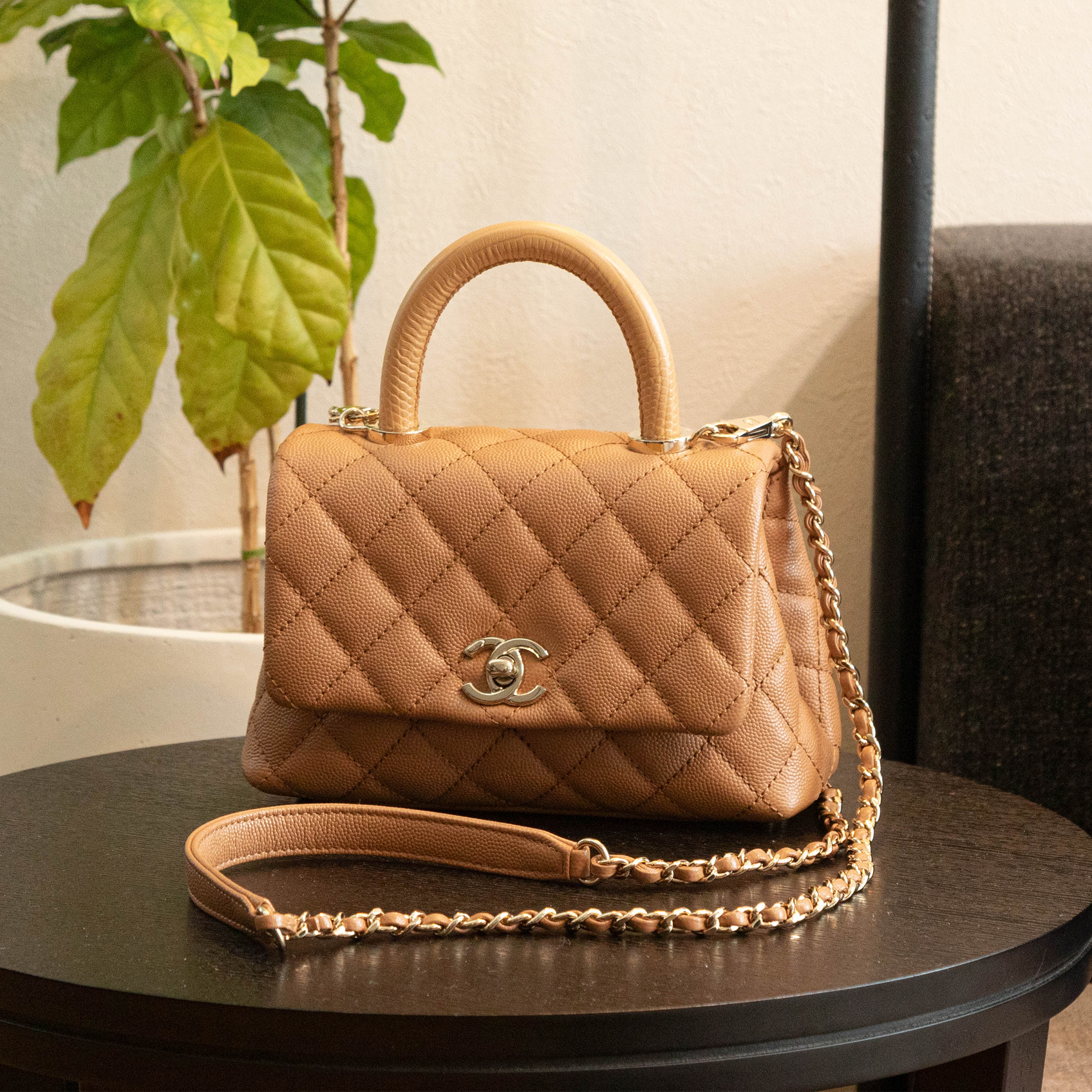 CHANEL ココハンドル19 ノベルティ シャネル ココハンドル 19 XXS ベージュ | MOLTS