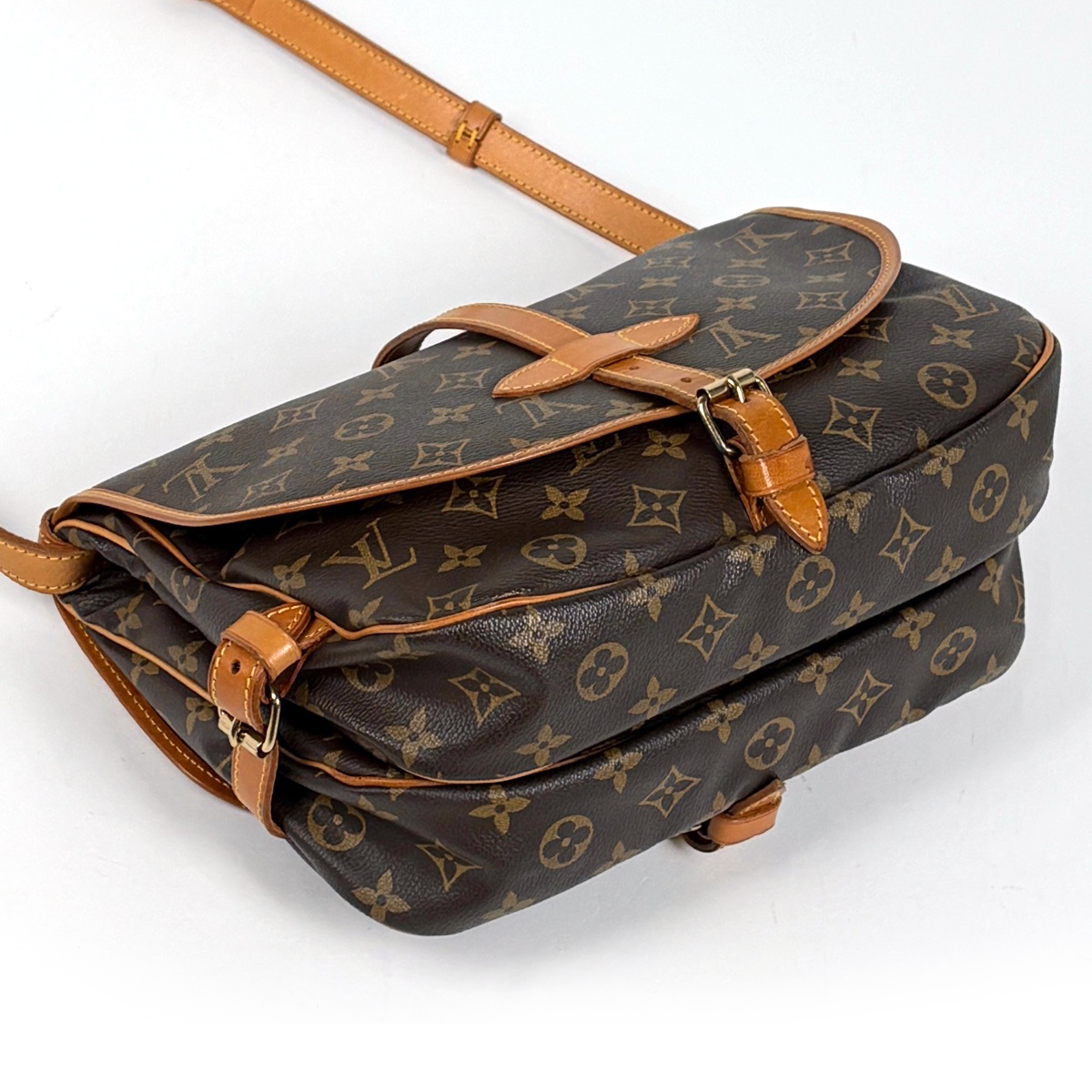 ルイ・ヴィトン Louis Vuitton ソミュール30 斜め掛け ショルダー