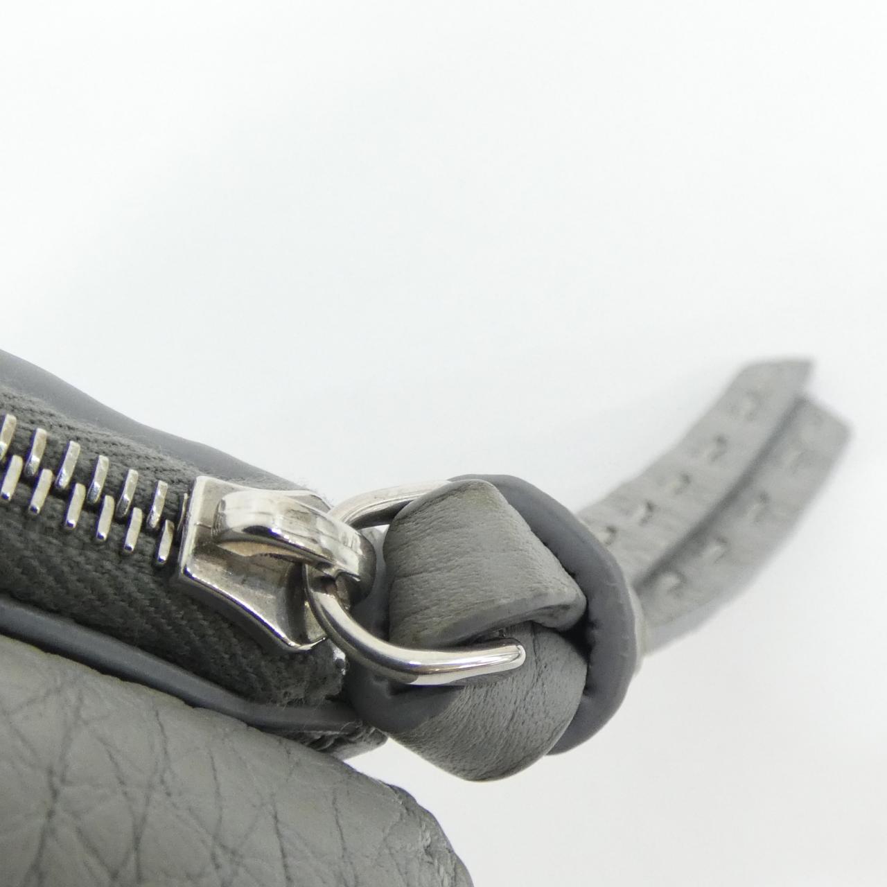フェンディ SELLERIA ピーカブー 8M0499 ASU6 財布 - Used A (230-000